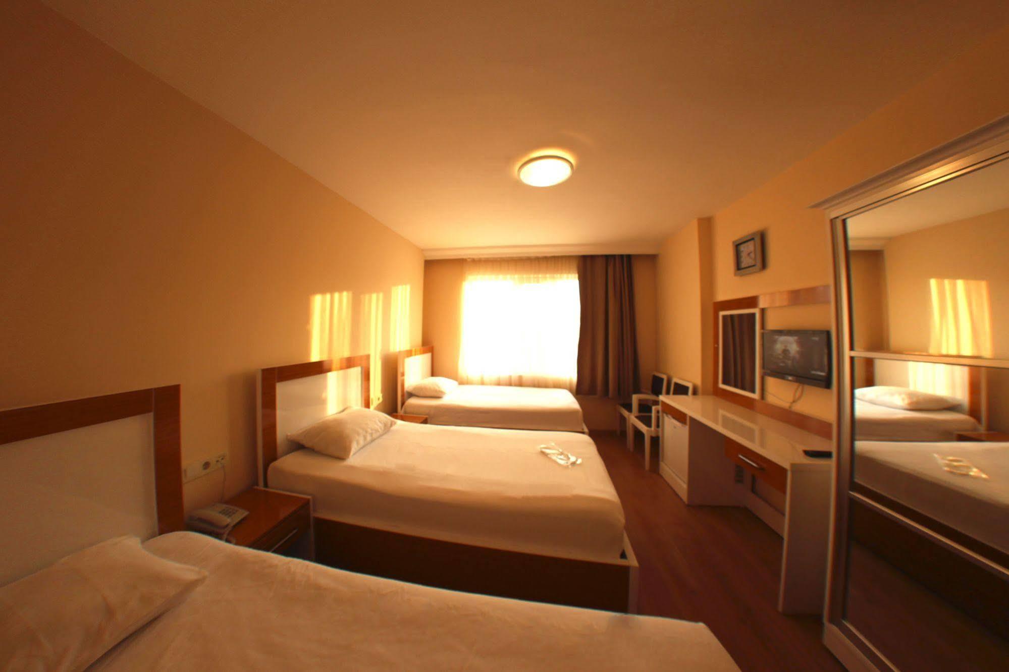 Hotel Duzce Екстер'єр фото